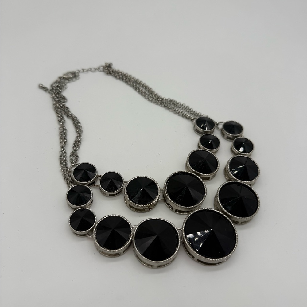 Elegant Black and Silver Necklace